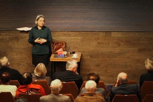Elżbieta MATYASZEWSKA_wykład w Domu Kultury LSM_21 stycznia 2016 - fot Marek Dybek
